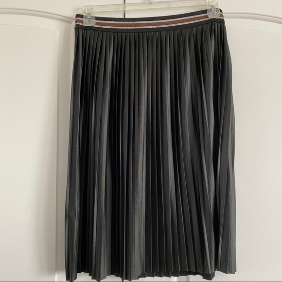 Ardene Dresses & Skirts - Metallic pleated midi skirt